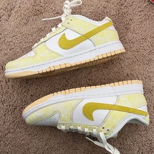 Nike Dunk Low OG - Yellow Strike